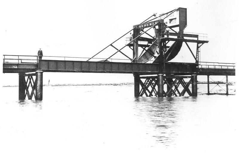 Original Scherzer Rolling Bridge shortly after completion in c1920 (P&EE)