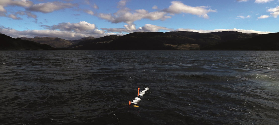 Unmanned Warrior exercise image showing underwater device in water